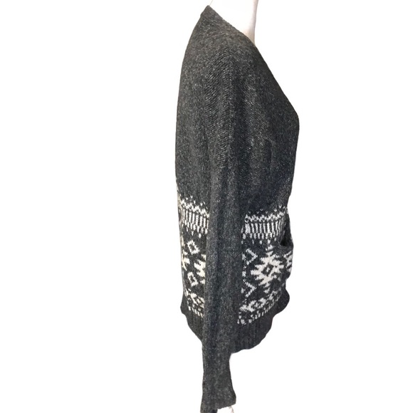 Hollister Fair Isle 3 Button Long Cardigan in Gray Size XS/S - Picture 4 of 8